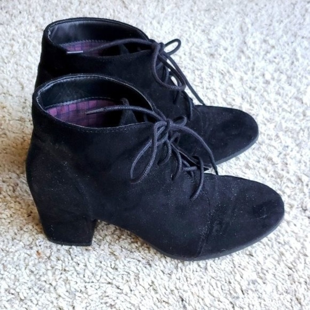 Madden Girl Torch Faux Suede Boots Black Fabric 3" Wrapped Heels Size 7